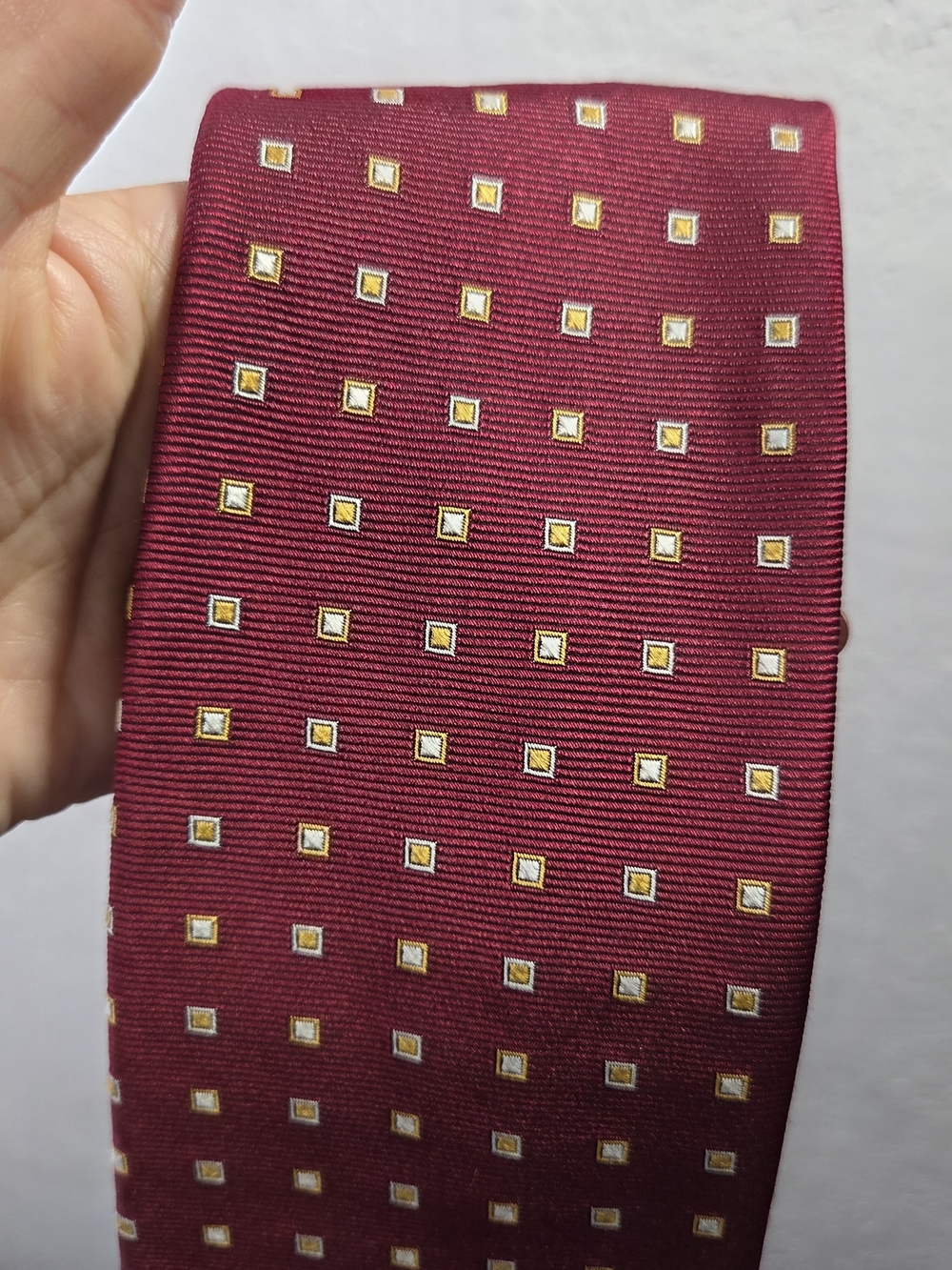 Brooks Brothers Makers Burgundy Red Silk Micro Square Geometric Tie